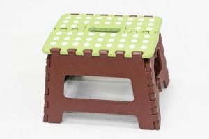 塑料板凳自动螺丝机设备/便携式凳子转盘式自动锁螺丝机案例